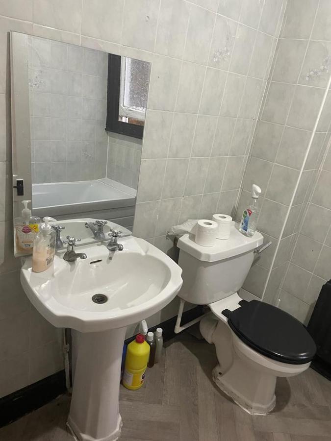 One Room To Stay With Fantastic Host Londra Dış mekan fotoğraf
