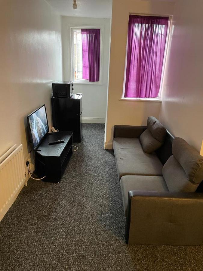 One Room To Stay With Fantastic Host Londra Dış mekan fotoğraf